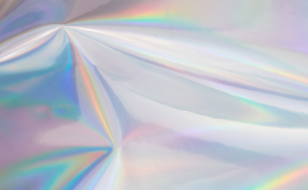 Was zeichnet holografische Folie für den Druck aus und wie kann sie eingesetzt werden?
